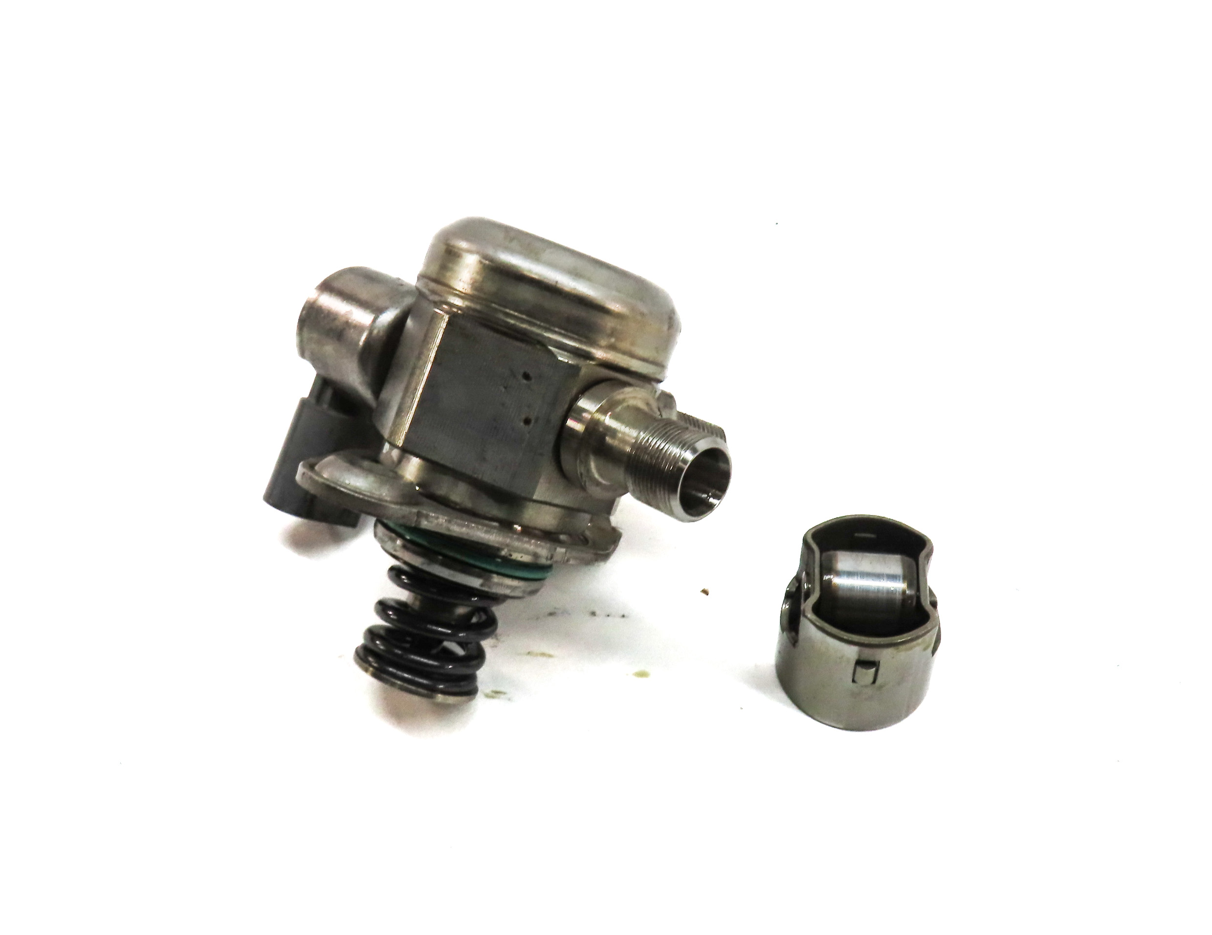 2011-2020 MERCEDES E500 E550 S600 SL450 SL550 GL550 - LEFT MECHANICAL FUEL PUMP — exact item pictured